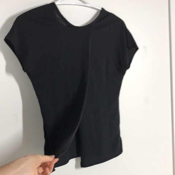 Nike Dry-Fit Split Back T-Shirt - Small - Picture 3 of 7